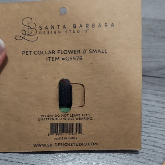 Pet Collar Flower - Picture 3 of 3